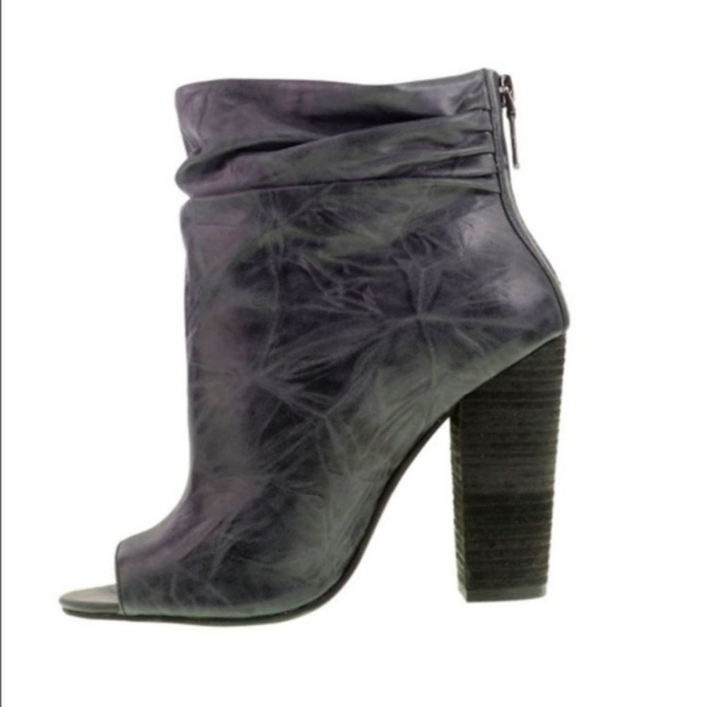 Chinese Laundry Liam Leather Bootie Charcoal 6.5 - Picture 4 of 4